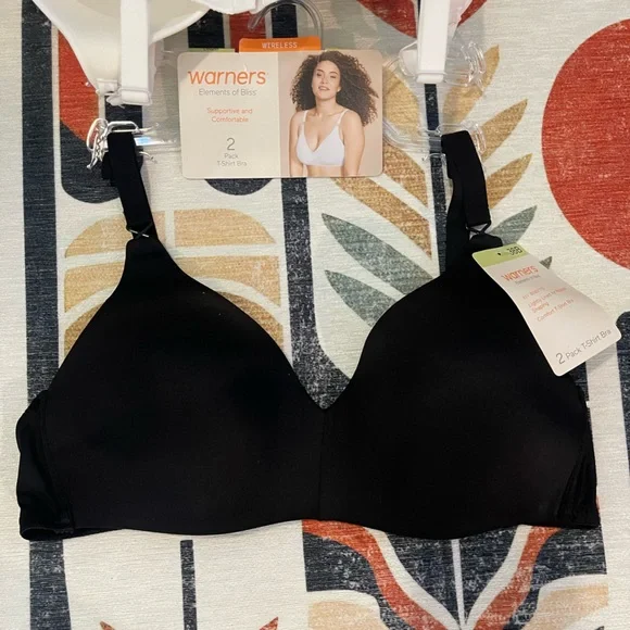 Warner's Black and White Comfort Bra 2Pack - Picture 3 of 9